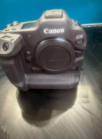 Canon EOS R3 24.0 MP Mirrorless Camera - Black (Body Only) Canon EOS R3 24.0 MP Mirrorless Camera - Black (Body Only)