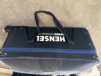 Hensel Ingtegra 500 Monologhts x 3 + light shapers and stands + Bag and extras