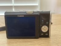 Canon PowerShot SX200 IS 12.1 MP Digital Camera, Leather case, Battery & Charger Canon PowerShot SX200 IS 12.1 MP Digital Camera, Leather case, Battery & Charger
