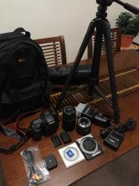 Canon EOS 7D 18.0 MP Camera + 2 x Lenses + Flash Light + Bag + Tripod