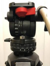 Sachtler Video 14 Fluid Head and Aluminum Tripod