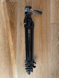 SLIK 300DX Tripod & Head