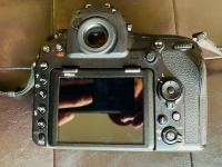 Nikon D850 45.7 Digital SLR camera 2352 shutter count