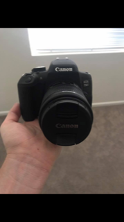 Canon EOS 750d