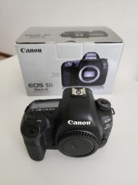 Canon 5D Mark IV + Grip + RRS Bracket