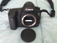 very good condition Canon EOS 5d mark iii DSLR Camera