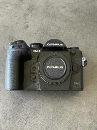 OLYMPUS OM-1 mirrorless single-lens camera OLYMPUS OM-1 mirrorless single-lens camera