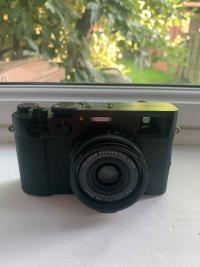 Fujifilm X100V With Lots