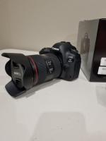 Canon EOS 5D Mark IV Digital SLR Camera with 24-105mm Lens