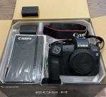 Canon EOS R Body with an extra battery